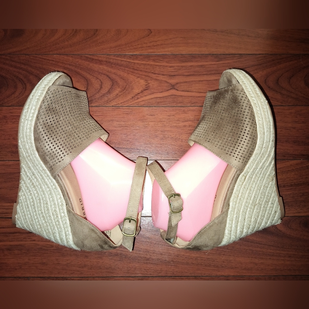 🆕Torrid Platform Espadrille Sandals Womens 10 Wide Ankle Buckle